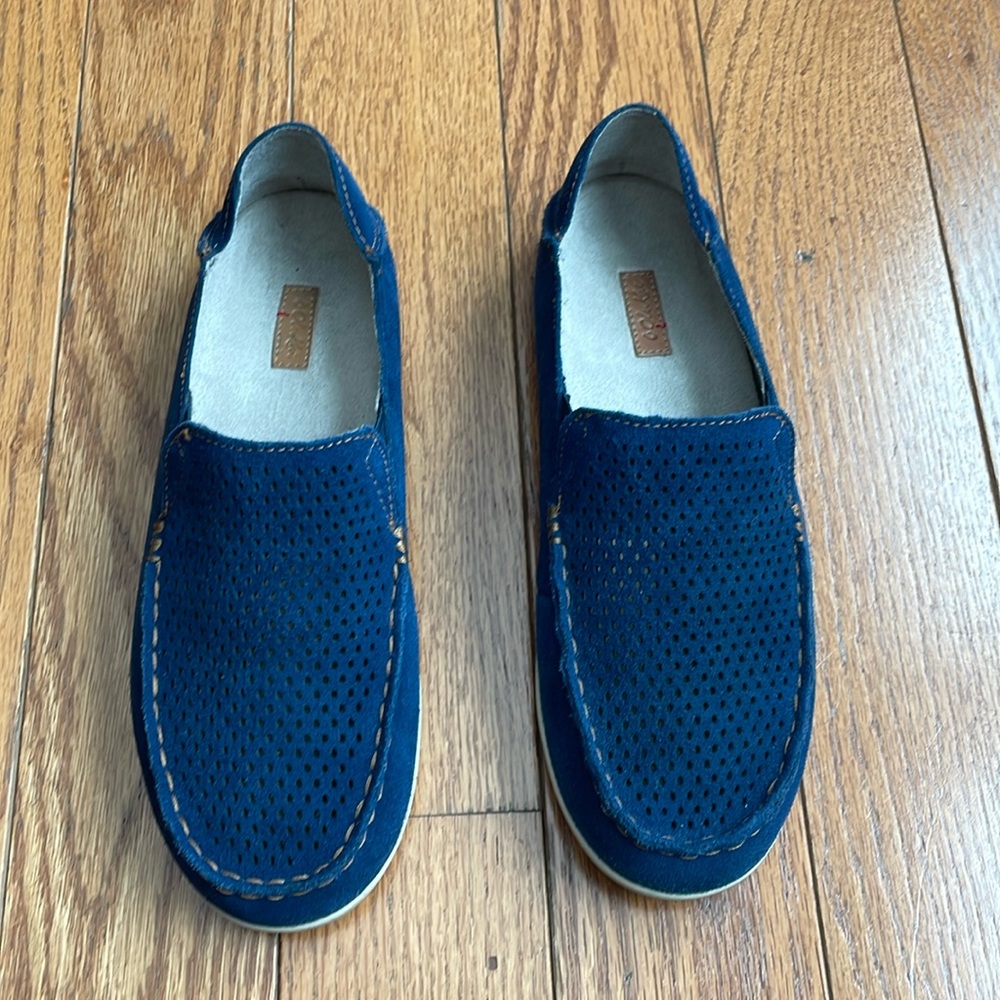 OluKai Women Nohea Perf Slip-on Shoes Size 7.5